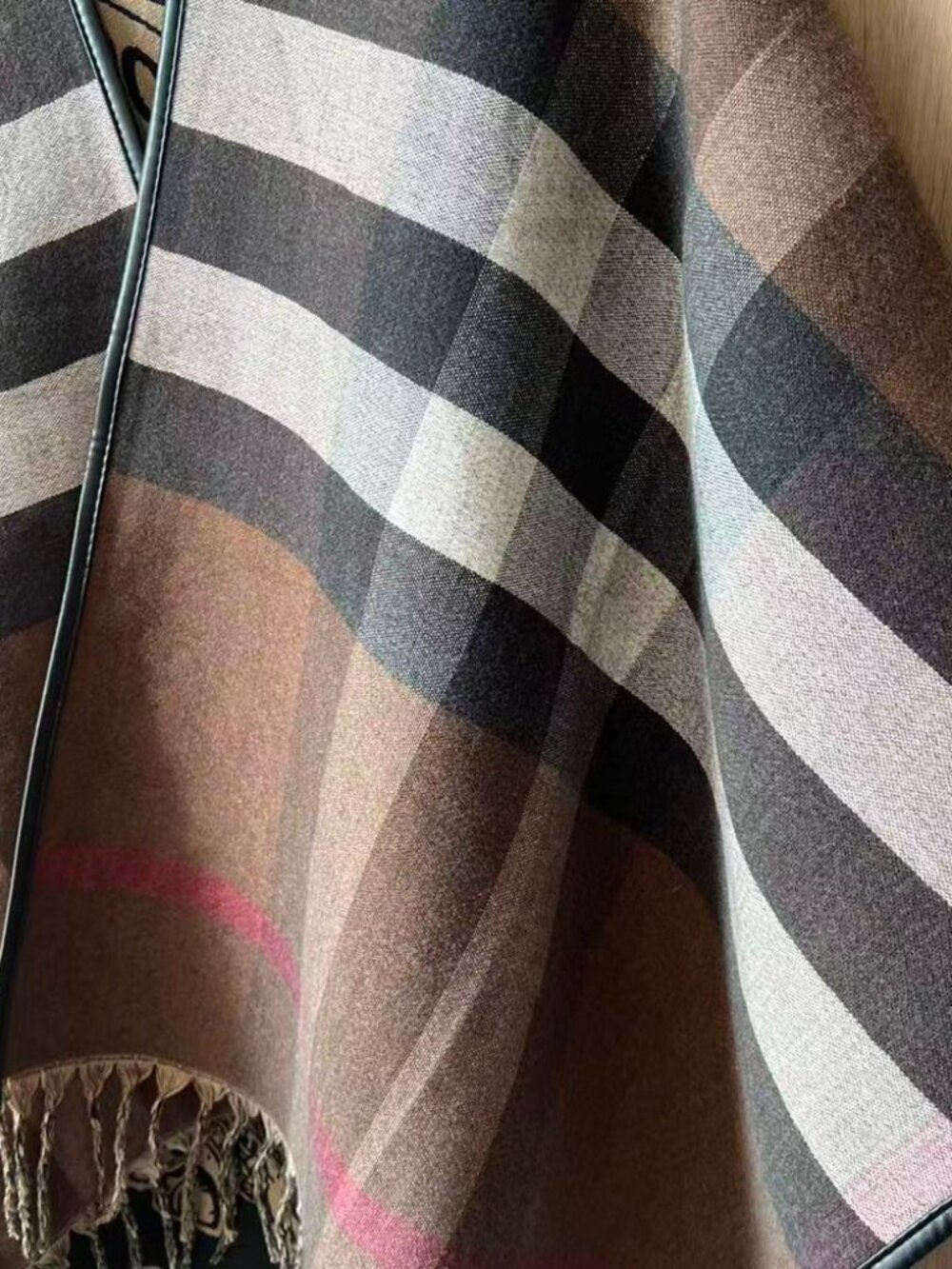 Burberry Reversible Cashmere Cape Poncho - Picture 9 of 10